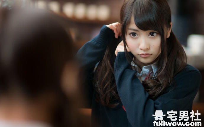 佐野雏子出道三周年 大晒比基尼爆乳 - 第3张