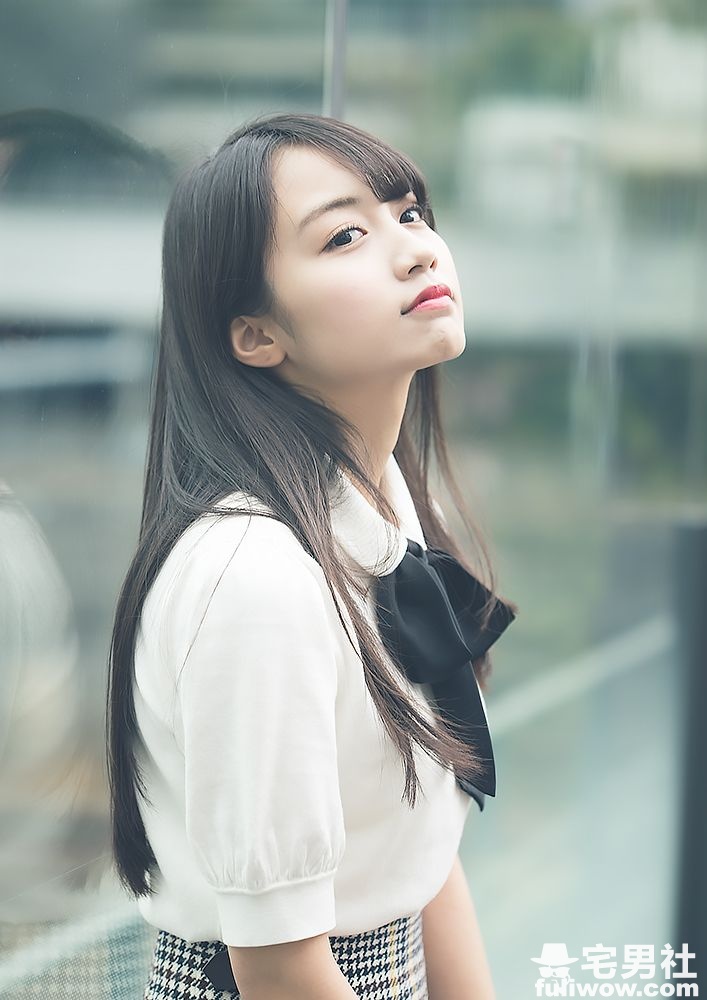 １８岁神选混血儿《黑木光》白嫩软肉让你想要抱紧感受！-星玉馆