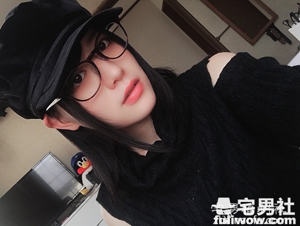 前写真偶像D奶美少女《志田雪奈》休养完毕回归工作-星玉馆