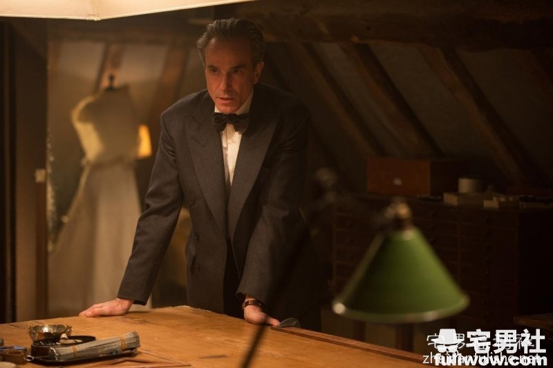 《霓裳魅影》，虐恋之味，使人沉醉。 - 第3张