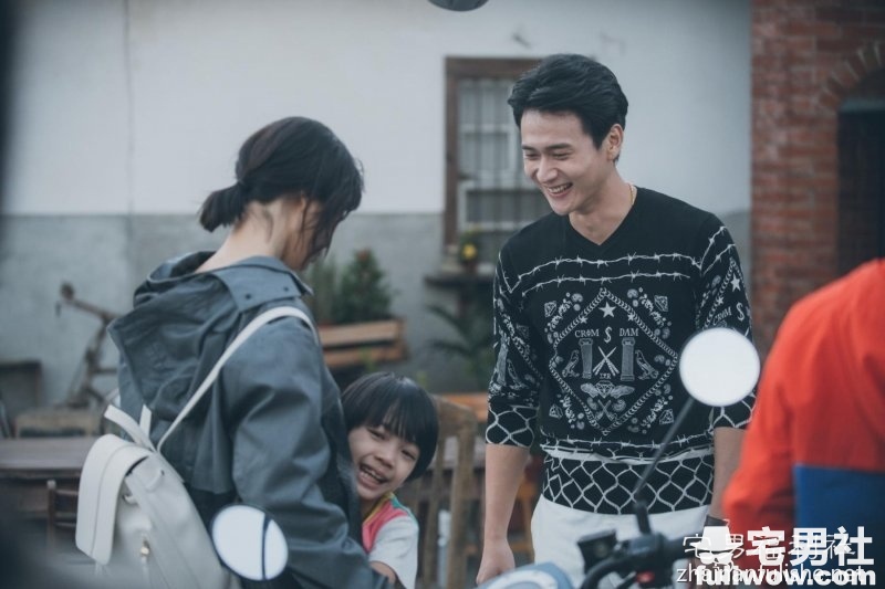 《花甲大人转男孩》，过去是滋养未来的养分。 - 第2张