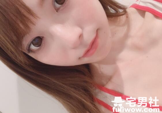 上原亚衣复出后第一个工作竟是这个