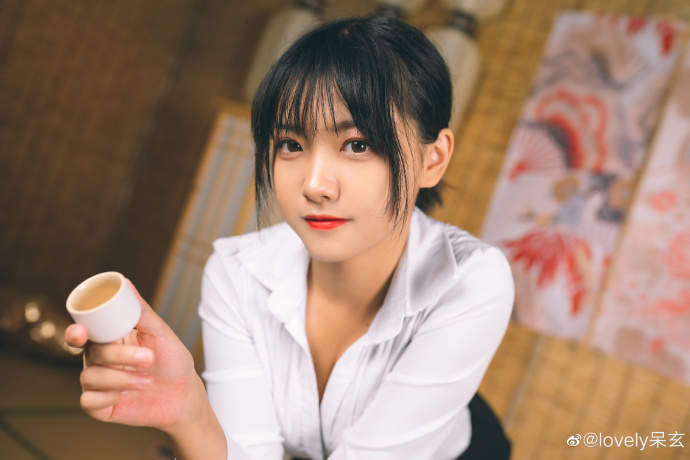 图片[3]-知名cosplay博主@lovely呆玄 看着真让人馋-星玉馆