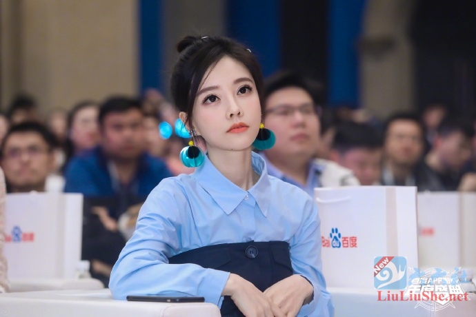 冯提莫转战B站后日赚300万，当年13分49秒实锤还会重提吗？-星玉馆