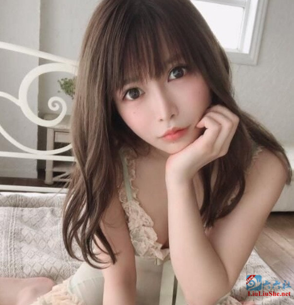 高嶋明实将自己整容的黑历史，当做下海打开知名度的敲门砖