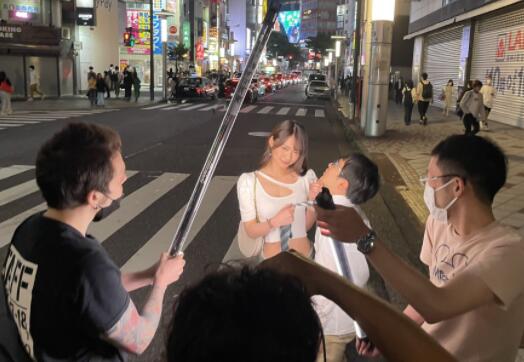 女艺人拍片时经纪人能不能看？-星玉馆
