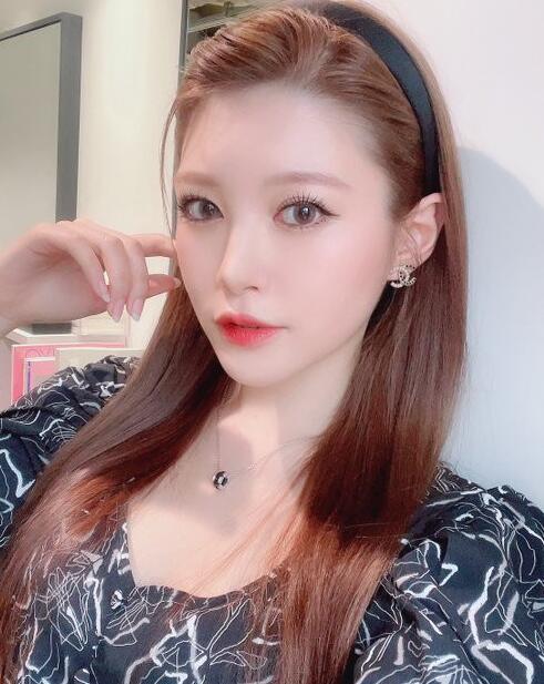 图片[2]-相泽南(相沢みなみ)的鼻子是真的还是假的？-星玉馆