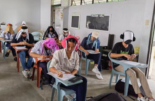 图片[2]-你见过这样的防作弊帽吗？-星玉馆