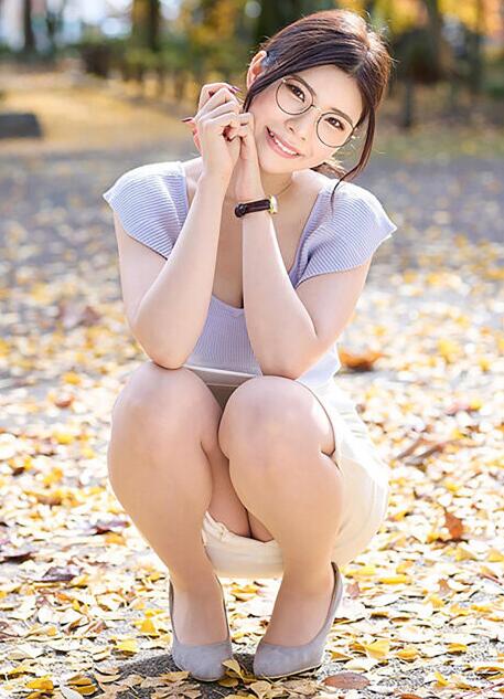 图片[3]-神木丽剧情作品STARS-818戴眼镜的女神老师这样鼓励学生-星玉馆