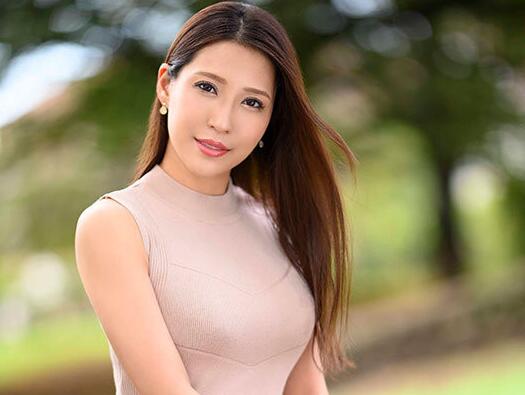 柴笑蓝乃(柴笑あいの)出道作品(JUQ−558)传说中的骑术和舌技-星玉馆