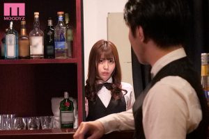「店长的胁迫」系列作品推荐封面及剧情图片介绍-星玉馆
