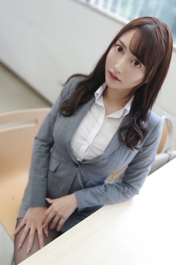 八蜜凛最新作品ipx-985封面及剧情图片介绍-星玉馆