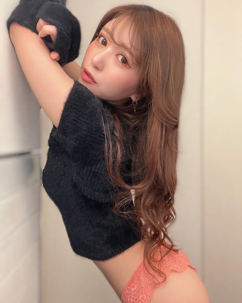 图片[3]-可纯情也可性感《乃木绚爱》精选作品推荐封面及剧情图片介绍-星玉馆