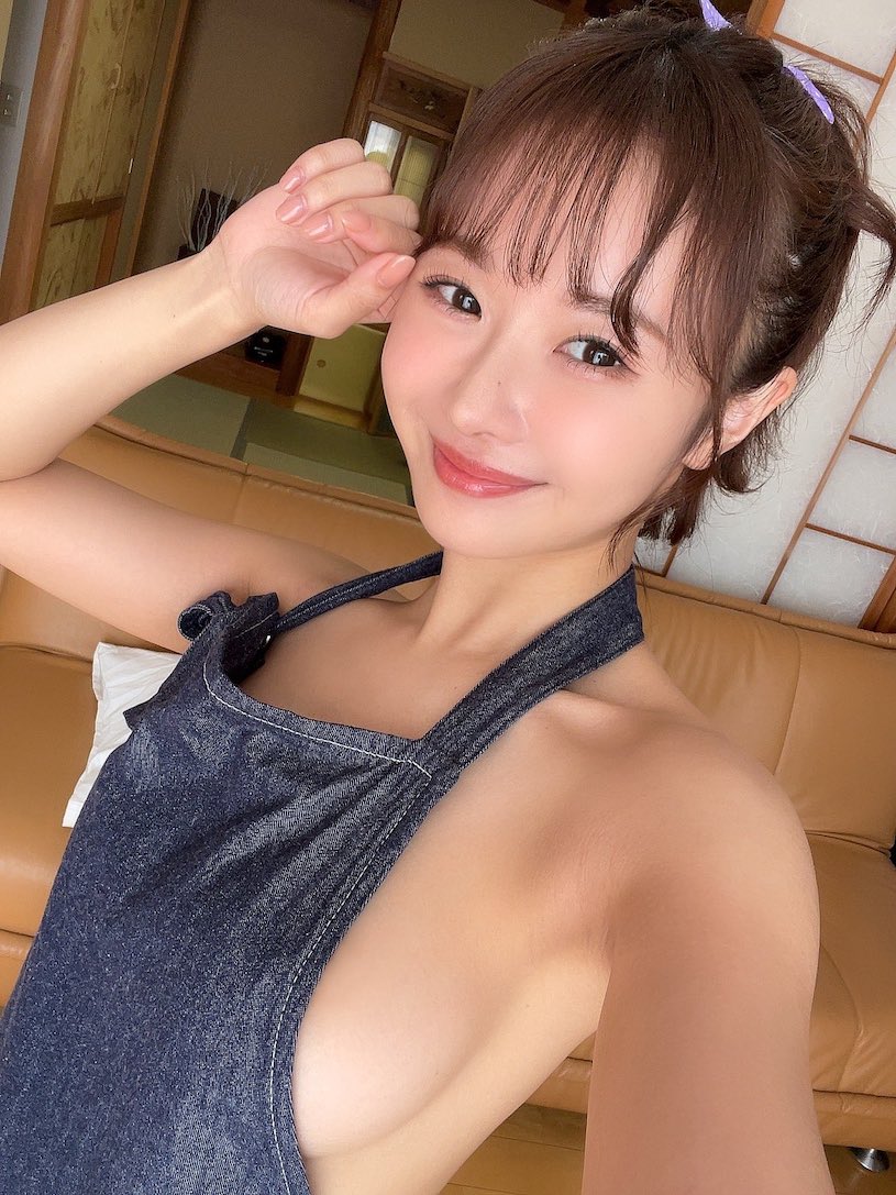 图片[2]-风骚E奶《栗山莉绪》精选作品推荐封面及剧情图片介绍-星玉馆