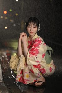 香水じゅん（香水纯）最新作品HMN-637封面及剧情图片介绍-星玉馆