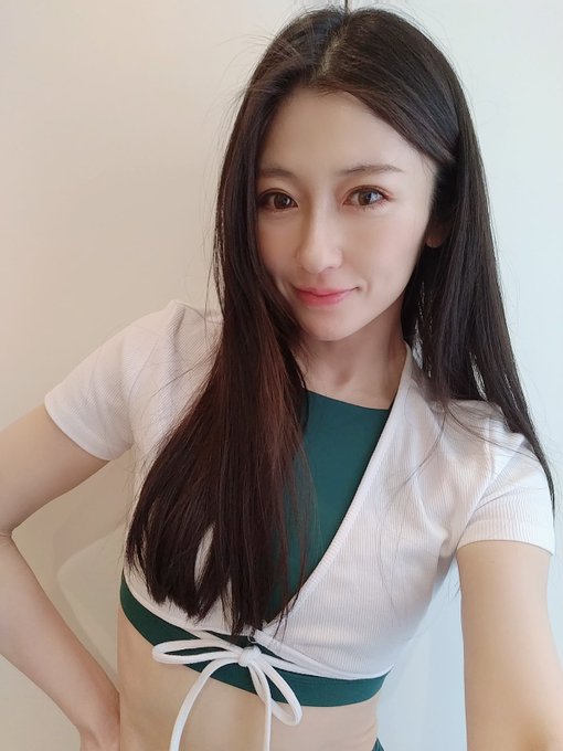 超逆龄美熟女《春谷美雨》精选作品推荐封面及剧情图片介绍-星玉馆