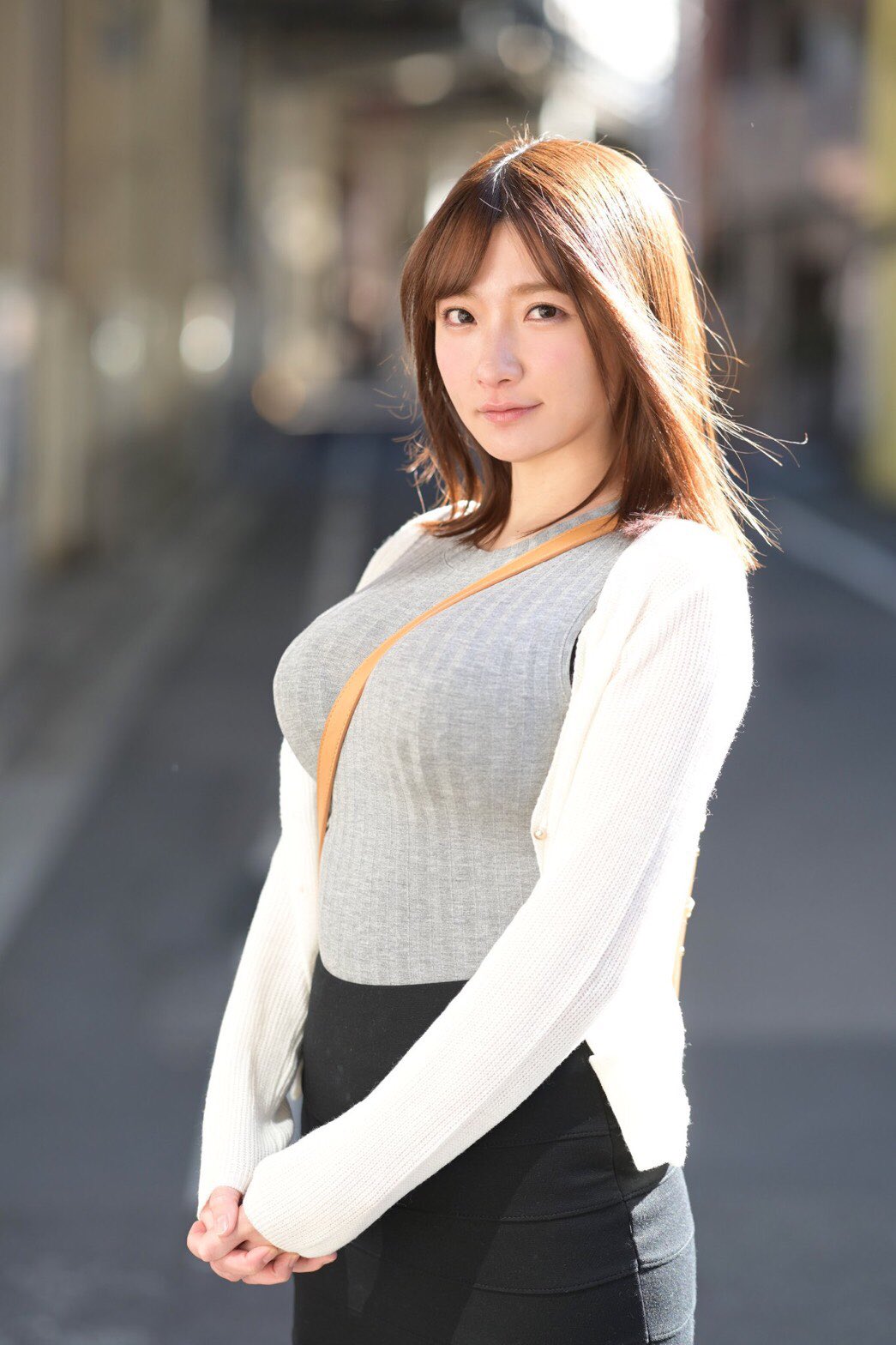 图片[2]-美胸NO1《鹫尾芽衣》精选作品推荐封面及剧情图片介绍-星玉馆