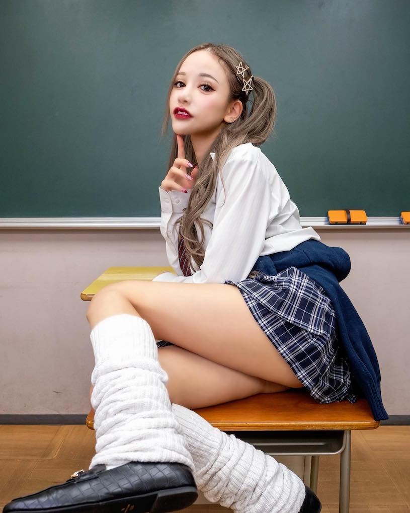 图片[3]-あいかりん(爱华凛)精选作品推荐封面及剧情图片介绍-星玉馆