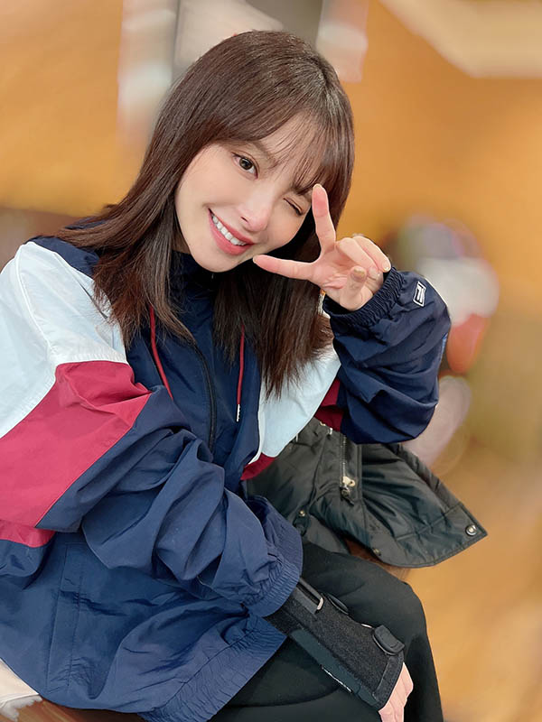 图片[2]-女神《桃乃木香奈》最新作品推荐封面及剧情图片介绍-星玉馆