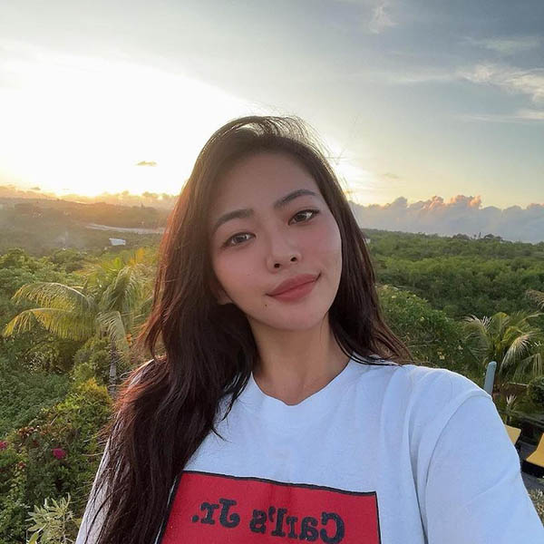 图片[2]-超强美肤女神《今井夏帆》最新作品推荐封面及剧情图片介绍-星玉馆