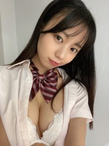 五芭(Itsuha)最新作品midv-263封面及剧情图片介绍-星玉馆