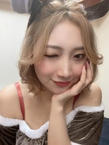 加美杏奈(Kami-Anna)个人资料及最新作品介绍封面图片预览-星玉馆