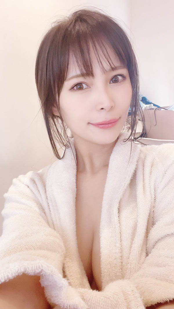 图片[4]-美腿女神「真木今日子」最新作品推荐封面及剧情图片介绍-星玉馆