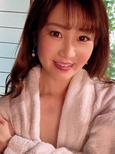 大岛优香（大岛优香）精选作品推荐封面及剧情图片介绍-星玉馆