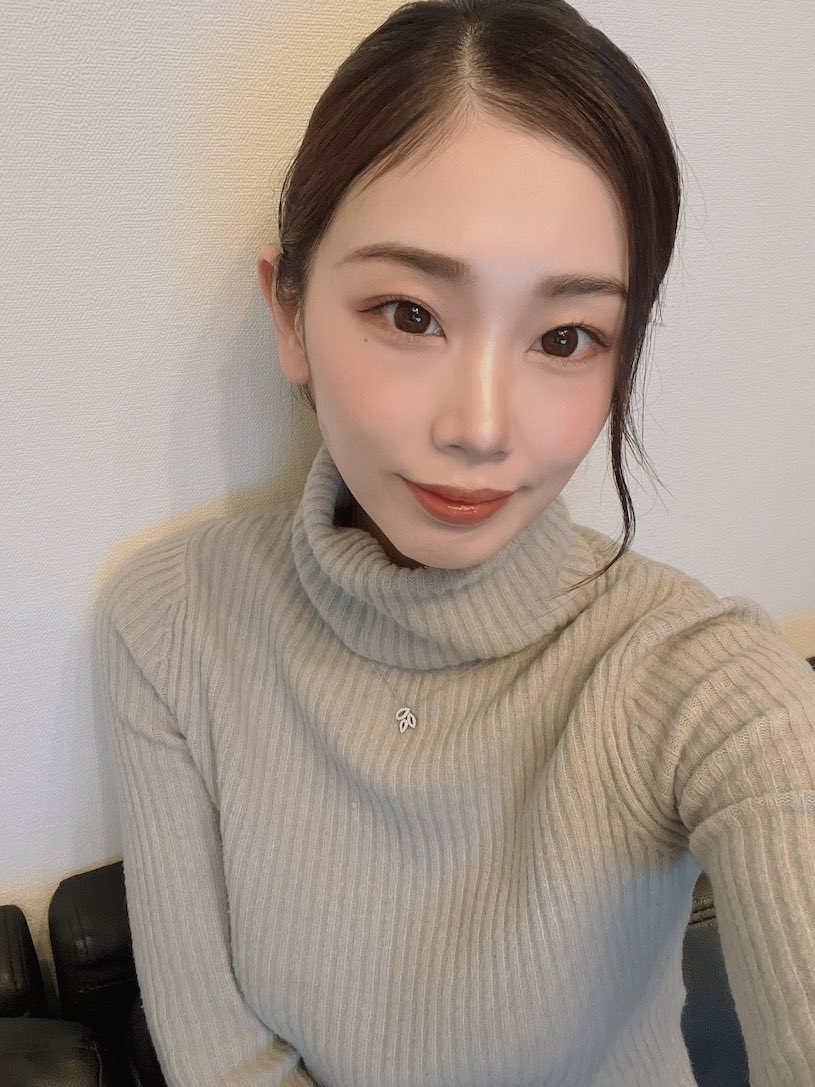 图片[3]-《小松杏》精选经典作品推荐封面及剧情图片介绍-星玉馆