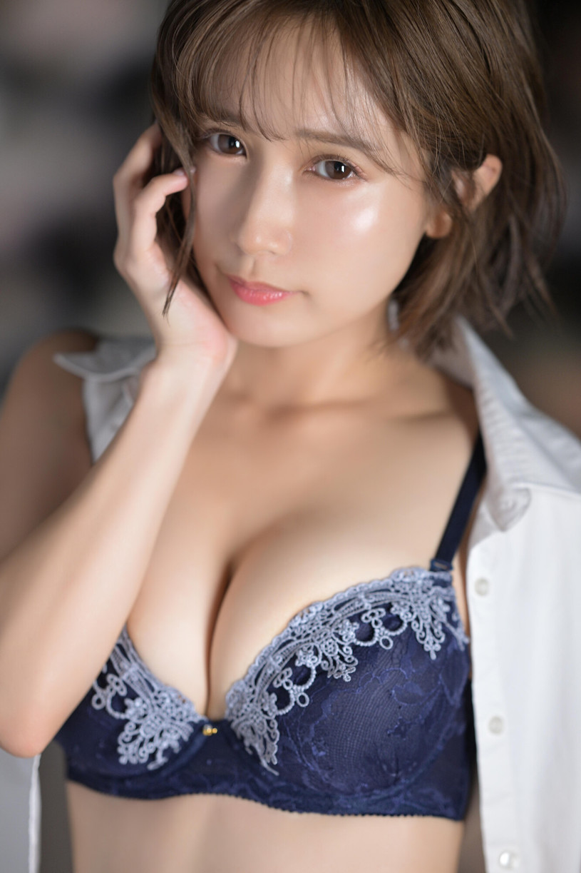 图片[3]-无敌美臀超极品《小岛南》精选作品推荐封面及剧情图片介绍-星玉馆