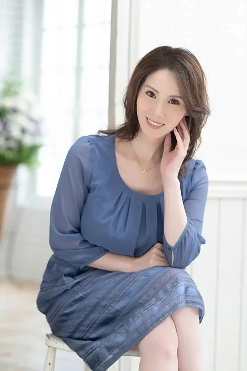 《山口珠理》精选作品推荐封面及剧情图片介绍-星玉馆