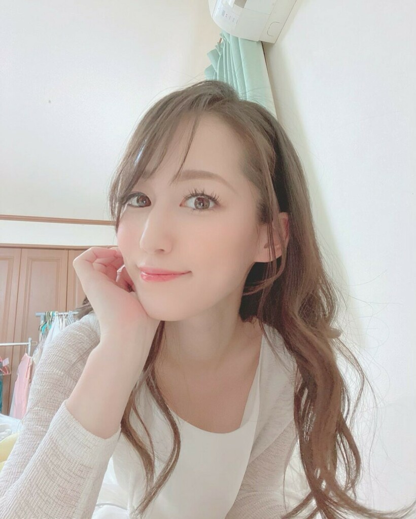 图片[3]-前艺能人《天河水无濑》精选作品推荐封面及剧情图片介绍-星玉馆