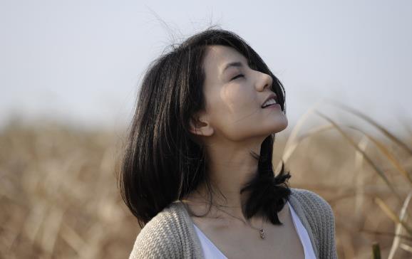 高圆圆银幕角色进化论，从清纯初恋到时代女性的光影之旅-星玉馆