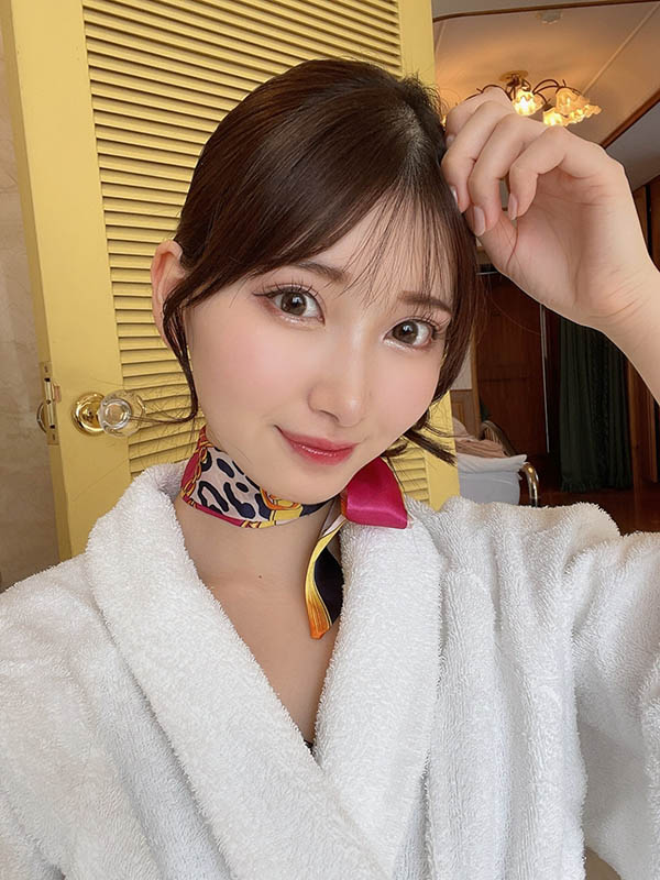 图片[2]-美女主播《香椎花乃》精选作品推荐封面及剧情图片介绍-星玉馆